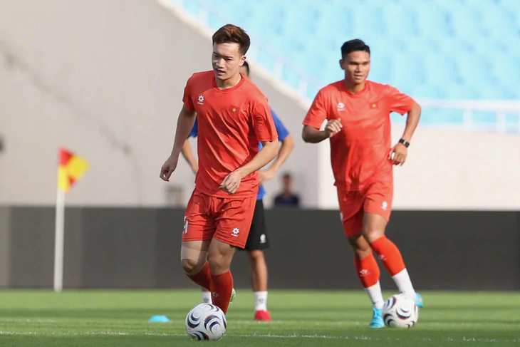 Hoàng Đức chấn thương, nguy cơ không dự FIFA ASEAN Cup 2026 - Ảnh 1.