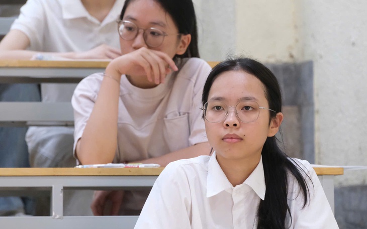 Mua đồng phục ngủ, người nói hợp lý người kêu 'vẽ vời' - Ảnh 5.