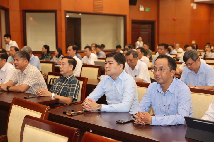 TP.HCM đưa nghị quyết trung ương 3 vào triển khai đồng bộ từ cơ sở - Ảnh 8.