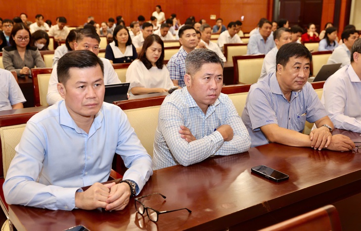 TP.HCM hoàn thành các kế hoạch cụ thể hóa nghị quyết Trung ương 3 trước 30-8 - Ảnh 3.