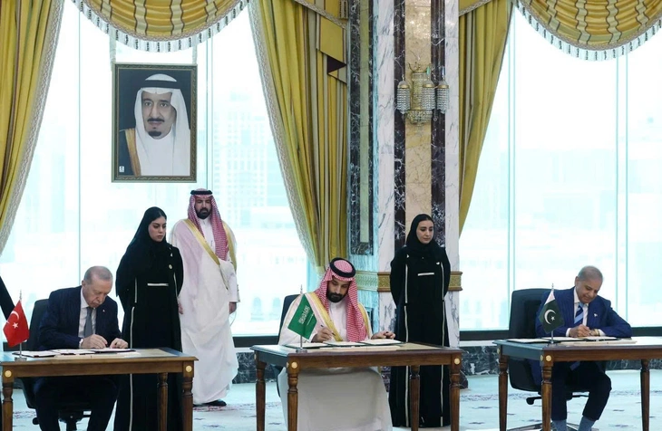 Saudi Arabia, Pakistan và Thổ Nhĩ Kỳ lập hiệp ước phòng thủ chung kiểu NATO - Ảnh 1.