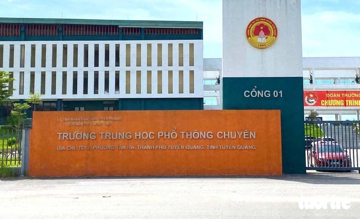 328 thí sinh chuyên Tuyên Quang được giữ nguyên số báo danh cũ khi thi lại - Ảnh 1.