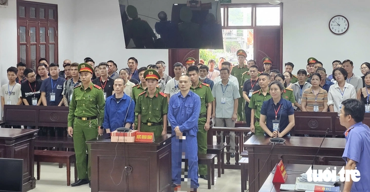 Hôm nay, 'giang hồ mạng' Tiến 'Bịp' hầu tòa - Ảnh 2.