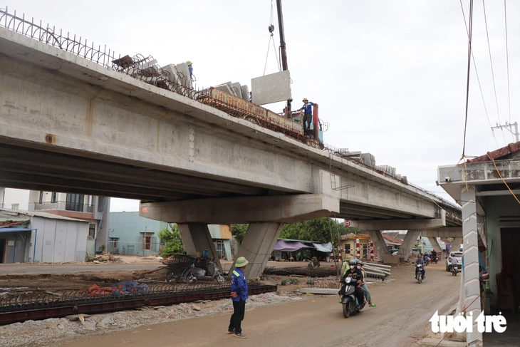 Cô giáo trẻ tử vong thương tâm: Siết an toàn công trường - Ảnh 1.