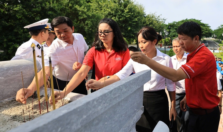 Những tấm lòng từ TP . HCM hướng về biển đảo Tổ quốc năm 2026 - Ảnh 2.
