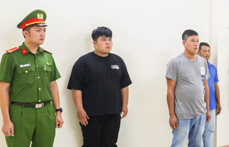 Bắt 'trùm cát tặc' trên sông Cái Nha Trang - Ảnh 1.