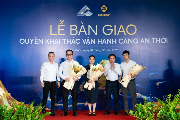 Cảng An Thới ở Phú Quốc chính thức có chủ mới để vận hành khai thác, góp sức phát triển du lịch - Ảnh 1.