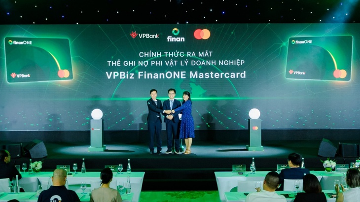 VPBank ra mắt thẻ ghi nợ AI giúp doanh nghiệp quản lý tài chính theo thời gian thực - Ảnh 1.
