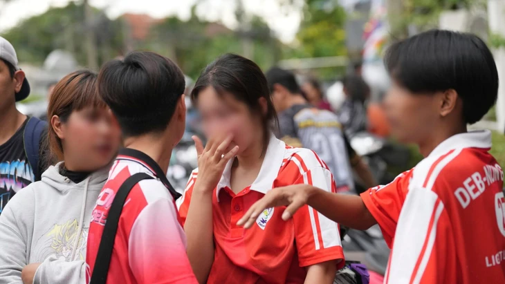 Nghi phạm xả súng ở Thái Lan học cách dùng súng trên mạng xã hội, từng đem súng hơi đến trường - Ảnh 2.