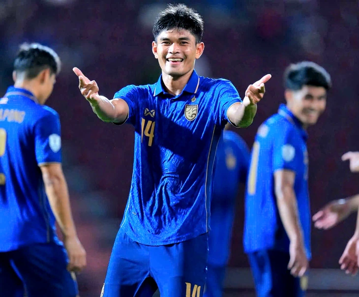CĐV Thái Lan đổi ý, mong giành ngôi đầu bảng B để 'né' Việt Nam - Ảnh 1.