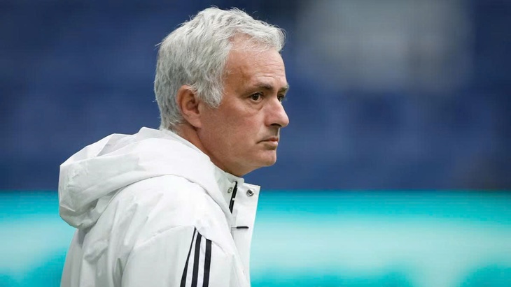 Jose Mourinho áp dụng ‘kỷ luật sắt’ cho Real Madrid - Ảnh 1.