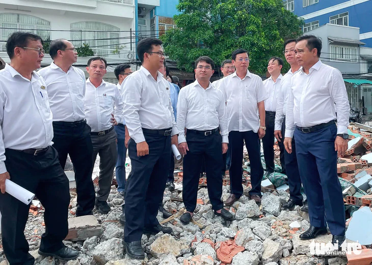 'Thấu' quyền lợi người dân, 'đạt' tiến độ giải phóng mặt bằng - Ảnh 2.