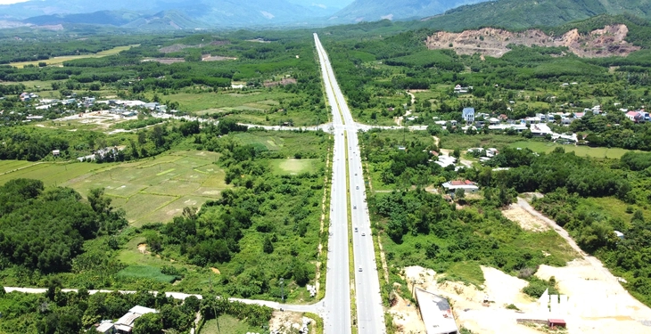 Doanh nghiệp nào muốn đầu tư vị trí số 6 Khu thương mại tự do Đà Nẵng? - Ảnh 1.