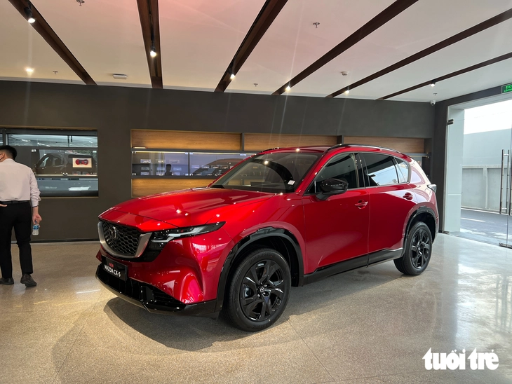 Tin tức giá xe: Mazda CX-5 giảm tới trăm triệu, bản cao nhất cũng xuống cạnh tranh SUV cỡ B - Ảnh 5.