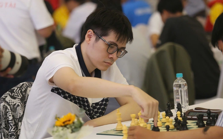 Vượt qua Carlsen, Lê Tuấn Minh vô địch giải Titled Tuesday - Ảnh 2.