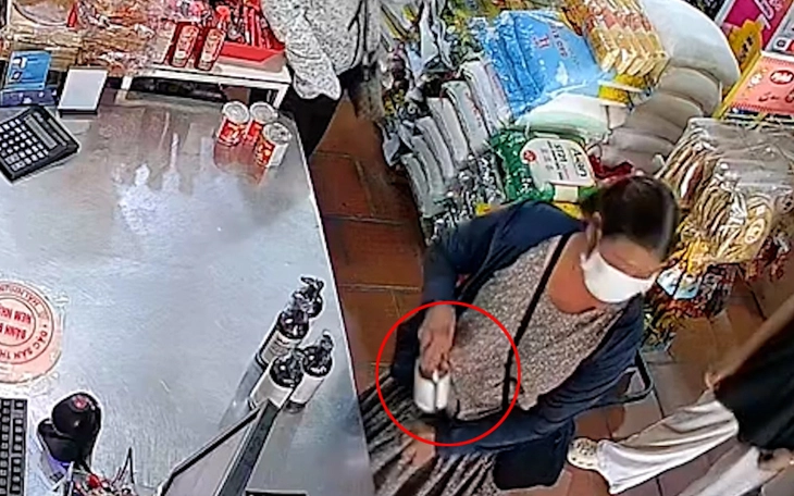 Bắt người nước ngoài trộm túi xách có đồng hồ Rolex, túi LV ở Đà Nẵng - Ảnh 2.