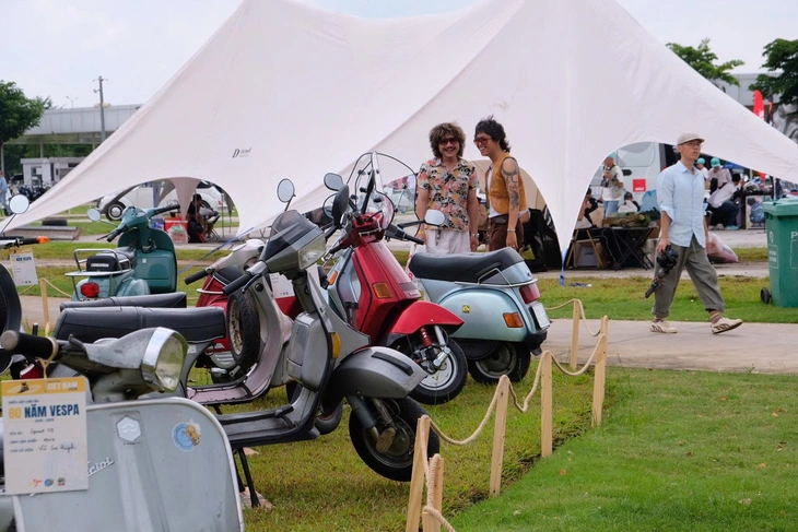 Dàn xe cổ tụ hội, giao lưu các nhà sưu tập nước ngoài tại Vietnam Scooters Fest 2026 - Ảnh 8.