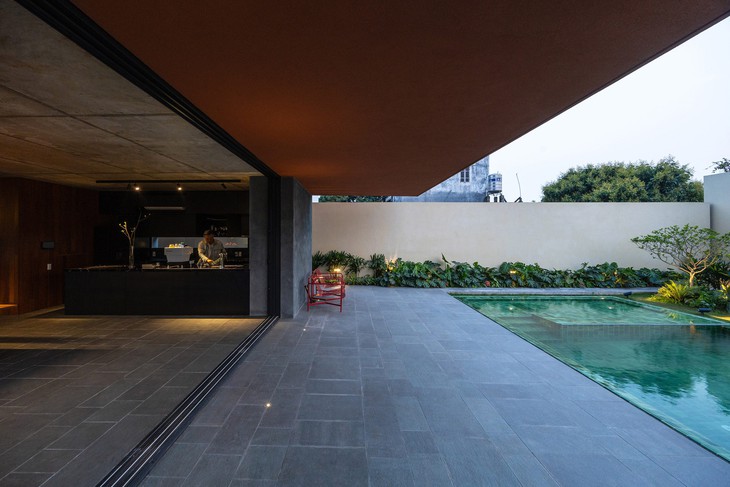 100 Windows: ngôi nhà vỏ kép giữa vùng ven đô Hà Nội đang đổi thay - Ảnh 19.