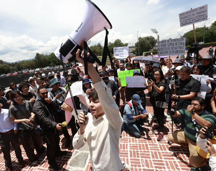 58.000 thí sinh Mexico phải thi đại học lại vì điểm cao bất thường - Ảnh 3.