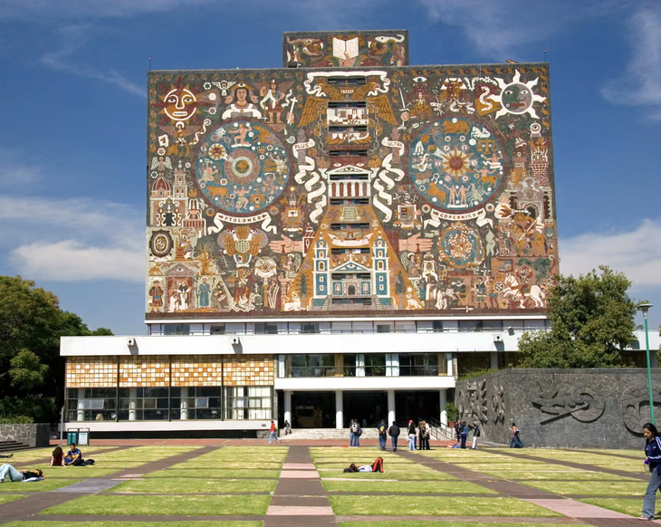 58.000 thí sinh Mexico phải thi đại học lại vì điểm cao bất thường - Ảnh 1.
