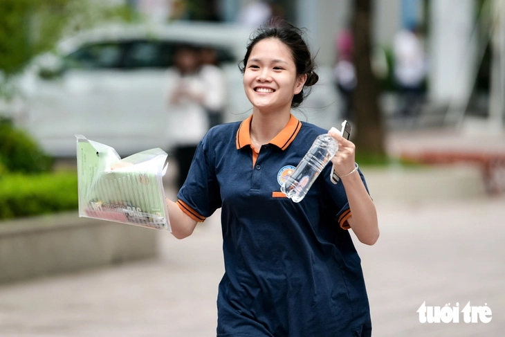 Trường quân đội đầu tiên công bố điểm chuẩn đại học - Ảnh 1.