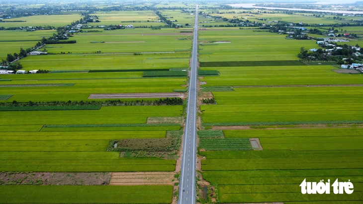 Ngắm tuyến đường ven sông Tiền tuyệt đẹp từ hình ảnh flycam - Ảnh 6.