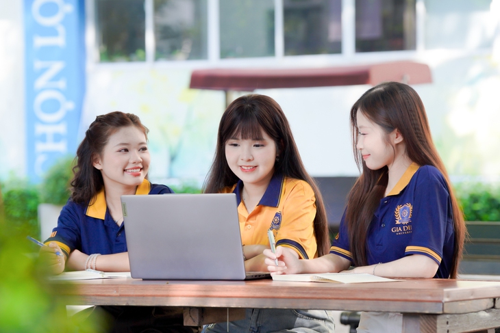 Chọn trường để gia tăng cơ hội việc làm cho tương lai - Ảnh 1.