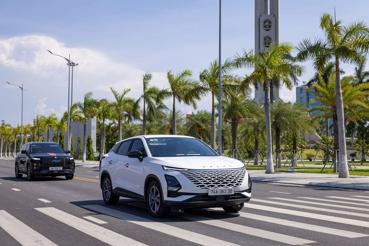 Tin tức giá xe: Omoda C5, Jaecoo J7 lăn bánh giảm hàng chục triệu, gây áp lực cho cả xe nhóm dưới - Ảnh 2.