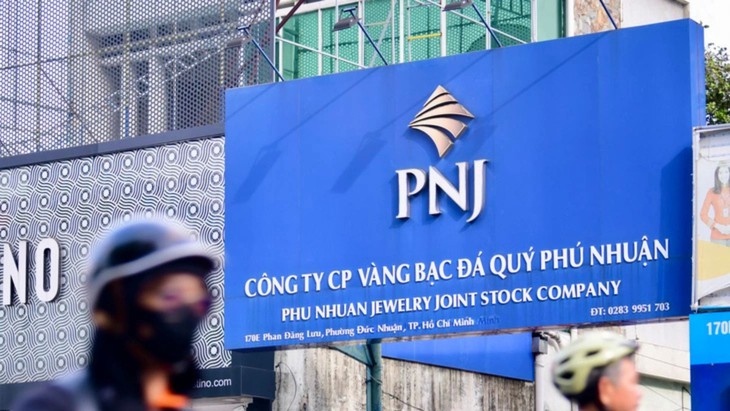 PNJ về đáy gần 10 năm, lộ diện quỹ ngoại bán ròng 5 triệu cổ phiếu - Ảnh 1.