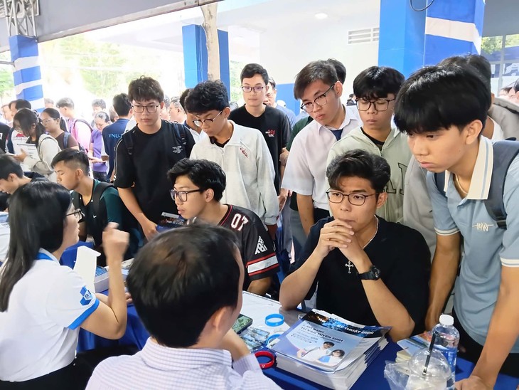 Tuyển sinh 2026: STEM thu hút lượng lớn thí sinh  - Ảnh 1.