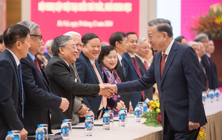 Nguyên Thứ trưởng Bộ Nội vụ: 'Người dùng được nhân tài là người đại tài' - Ảnh 2.