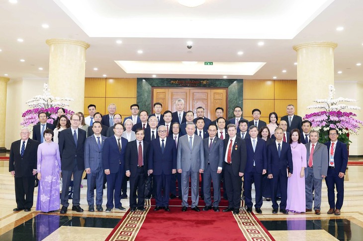 Nguyên Thứ trưởng Bộ Nội vụ: 'Người dùng được nhân tài là người đại tài' - Ảnh 3.