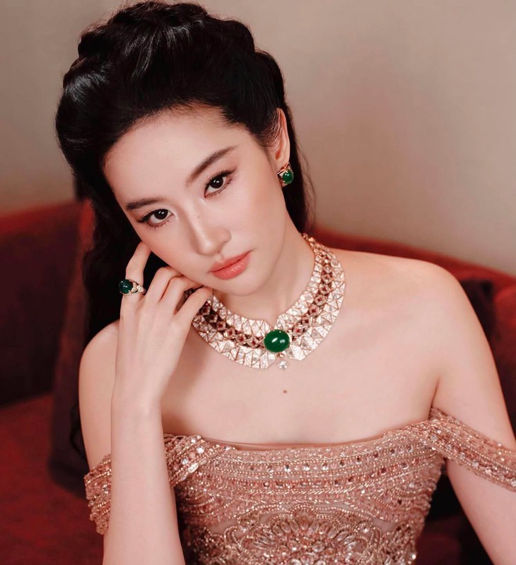 Ảnh Thư Kỳ bên Hồ Ngọc Hà 'gây sốt' trở lại giữa tranh cãi với Lưu Diệc Phi  - Ảnh 3.
