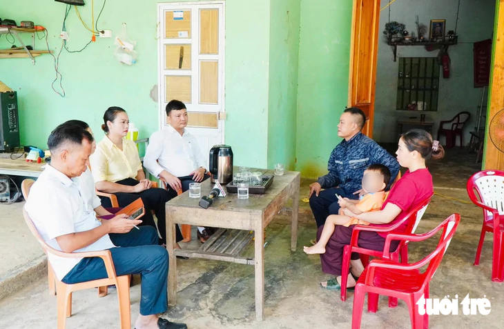Cô giáo mầm non mất một chân sau tai nạn, hai con thơ ngóng mẹ - Ảnh 3.