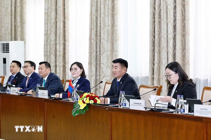 Chủ tịch Quốc hội Mông Cổ: Việt Nam là bạn truyền thống, giữ vị trí quan trọng hàng đầu - Ảnh 5.
