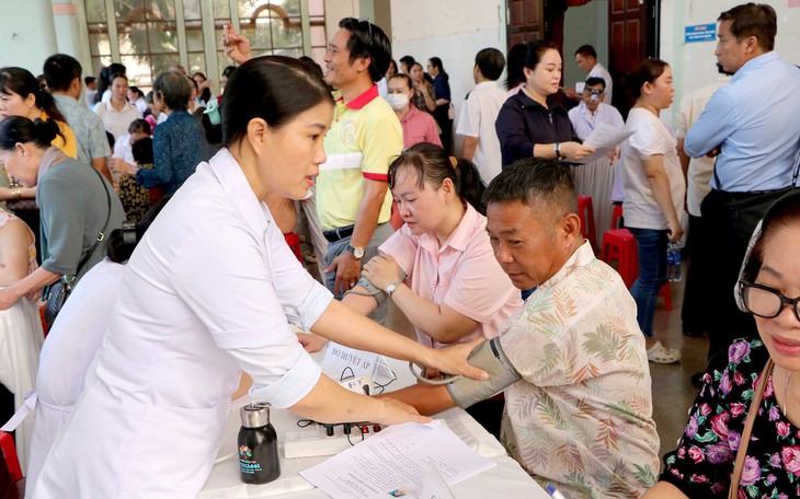 TP.HCM: Chính thức mỗi trạm y tế có một bệnh viện đồng hành - Ảnh 1.