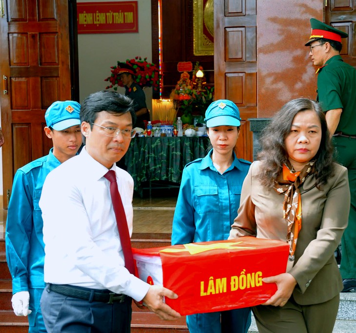 Lâm Đồng đưa 3.625 mẫu hài cốt liệt sĩ phục vụ giám định ADN - Ảnh 2.