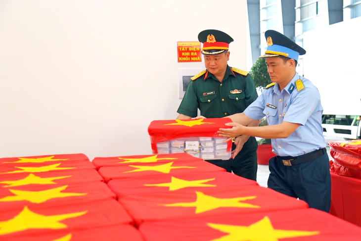 Đồng Nai bàn giao hơn 4.600 mẫu hài cốt liệt sĩ để giám định ADN - Ảnh 1.