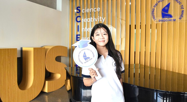 Nữ sinh có điểm thi tốt nghiệp THPT cao nhất Trường ĐH Khoa học tự nhiên chọn thiết kế vi mạch - Ảnh 1.