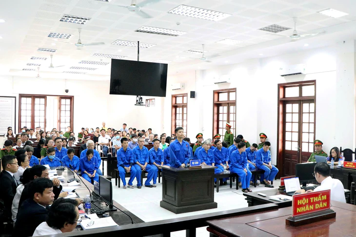 Xét xử sai phạm Viện Pháp y tâm thần Trung ương Biên Hòa: Không bệnh vẫn được kết luận ‘mất khả năng nhận thức’ - Ảnh 2.
