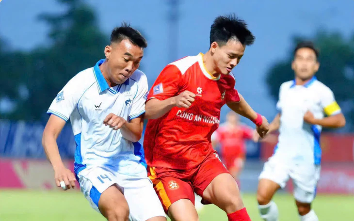 Ngoại binh lập cú đúp, tân binh Thái Nguyên ra quân thành công - Ảnh 2.