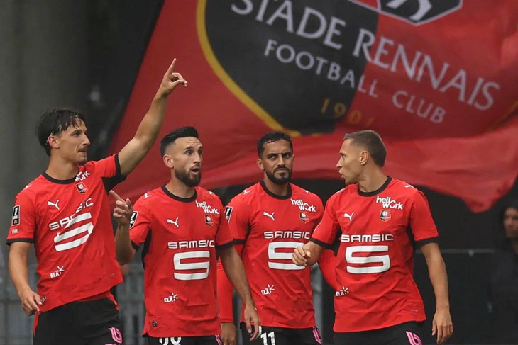CLB Pháp đi đá Europa League không tìm được chỗ ngủ - Ảnh 1.
