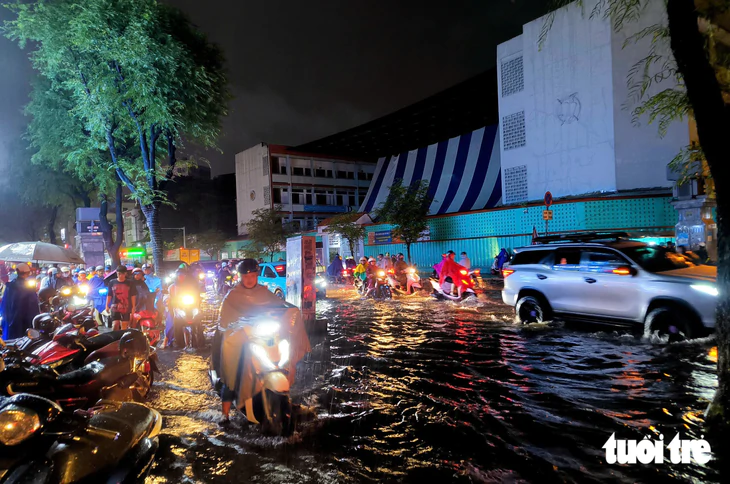 Những điểm ngập nào ở TP.HCM được đưa vào kế hoạch xử lý ngập năm 2026? - Ảnh 2.