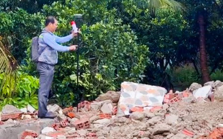 Cưỡng chế thu hồi hơn 26 m² đất cuối cùng tại dự án đường nghìn tỉ ở Đắk Lắk - Ảnh 2.
