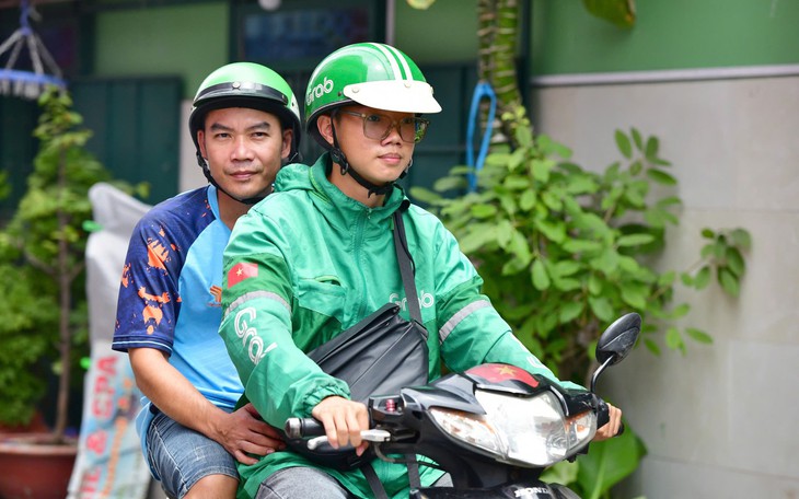 Câu lạc bộ ‘Nghĩa tình Quảng Trị’ trao 2.2 tỉ đồng đến học bổng Tiếp sức đến trường 2026 - Ảnh 4.