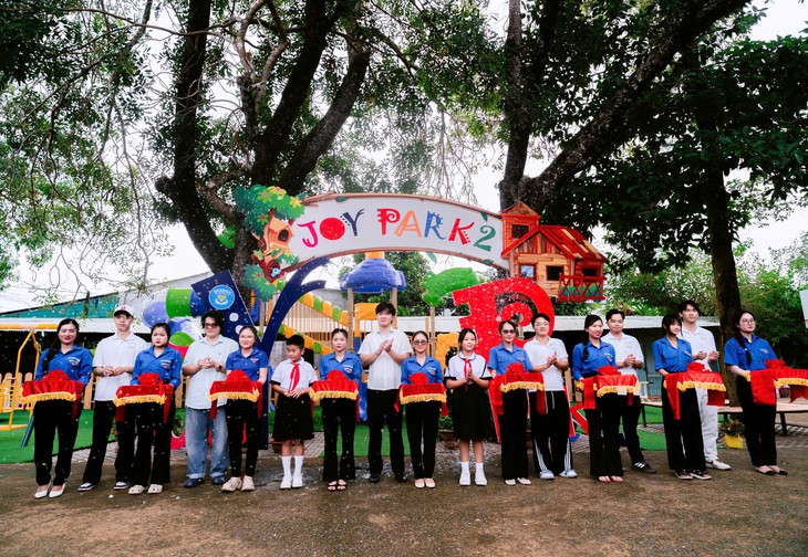 Khánh thành khu vui chơi Joy Park 2, trao yêu thương đến học sinh Tây Ninh - Ảnh 1.