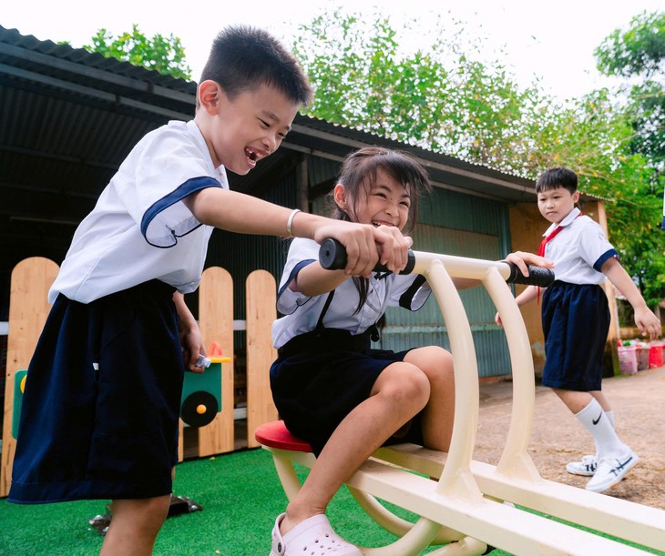 Khánh thành khu vui chơi Joy Park 2, trao yêu thương đến học sinh Tây Ninh - Ảnh 4.