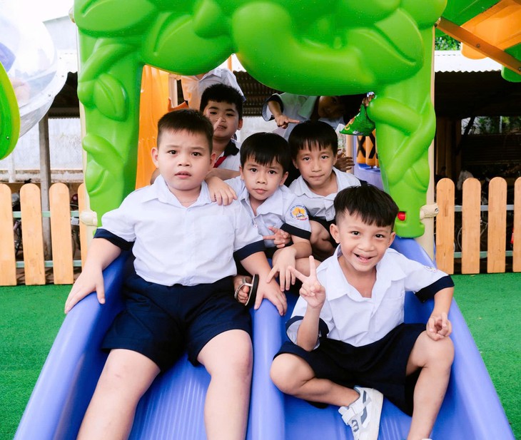 Khánh thành khu vui chơi Joy Park 2, trao yêu thương đến học sinh Tây Ninh - Ảnh 3.