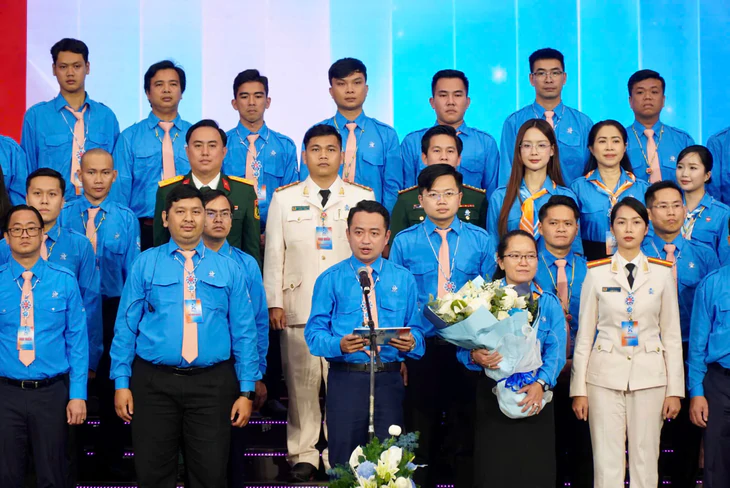 Anh Lê Tuấn Anh làm Chủ tịch Hội Liên hiệp thanh niên Việt Nam TP . HCM nhiệm kỳ 2026 - 2031 - Ảnh 2.