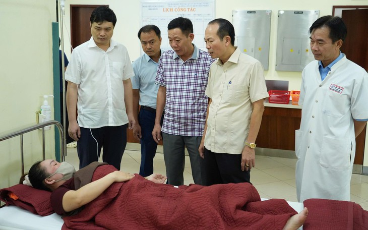 Cục An toàn thực phẩm yêu cầu Huế làm rõ vụ ngộ độc thức ăn khiến 174 công nhân nhập viện - Ảnh 2.